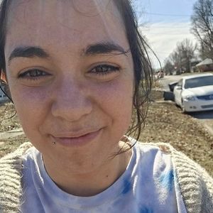 Meet your Posher, Tay